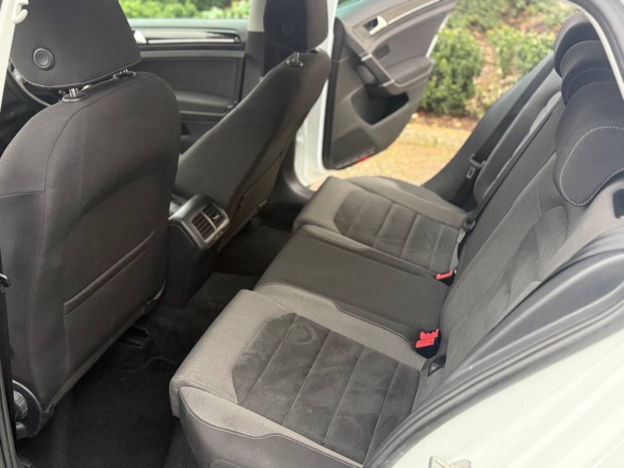 Used Volkswagen Golf 2018 for sale - 78052983: Photo 11