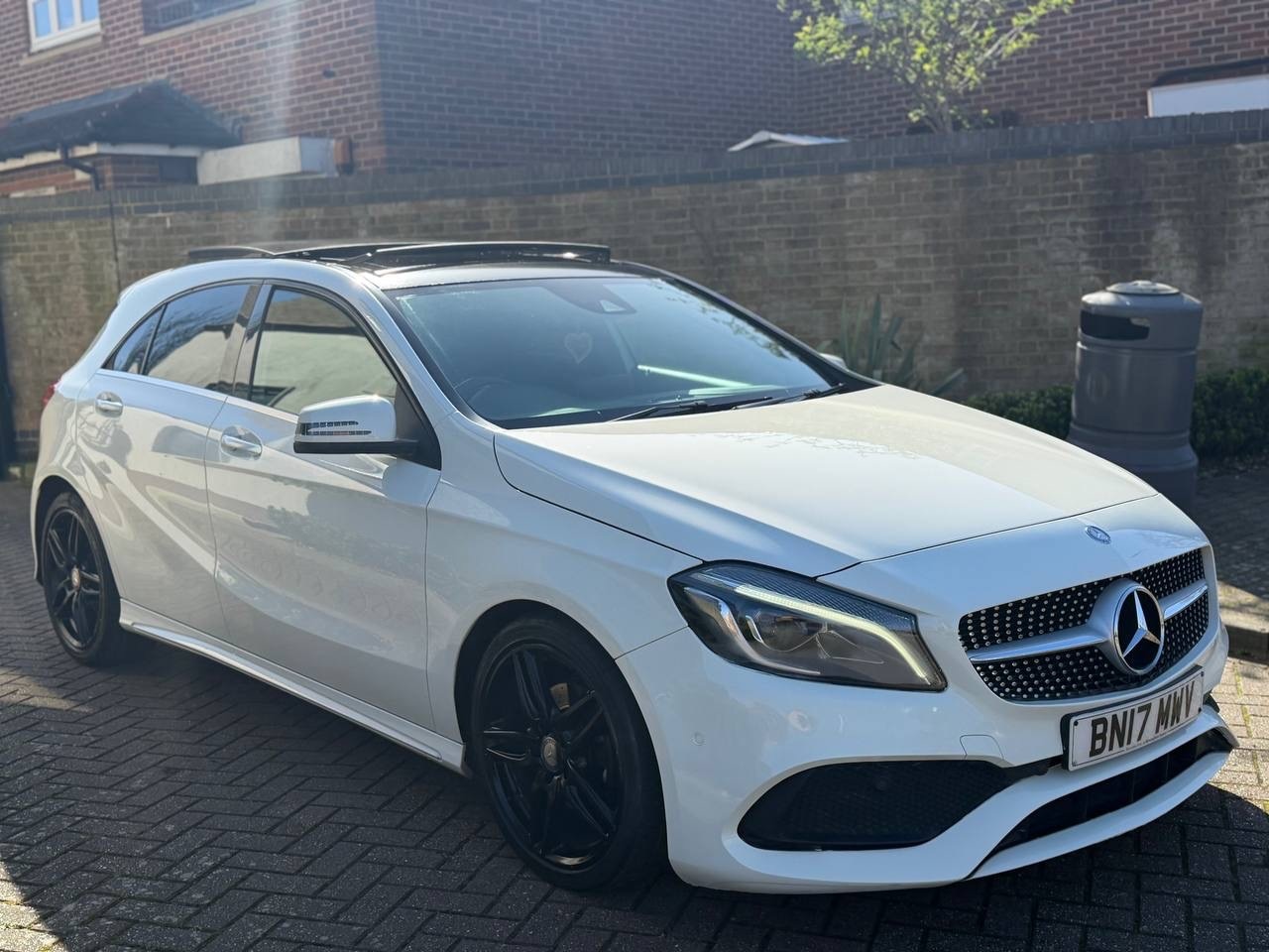 Used Mercedes-Benz A-Class 2017 for sale - 77921564: Photo 2