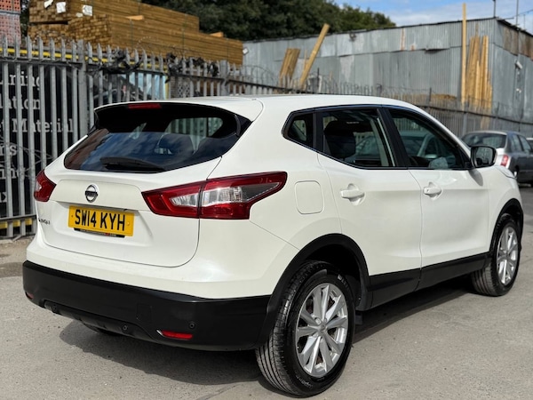 Used Nissan Qashqai 2014 for sale - 75653389: Photo 3