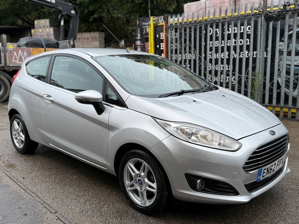 Used Ford Fiesta 2013 for sale - 74912218: Photo 2
