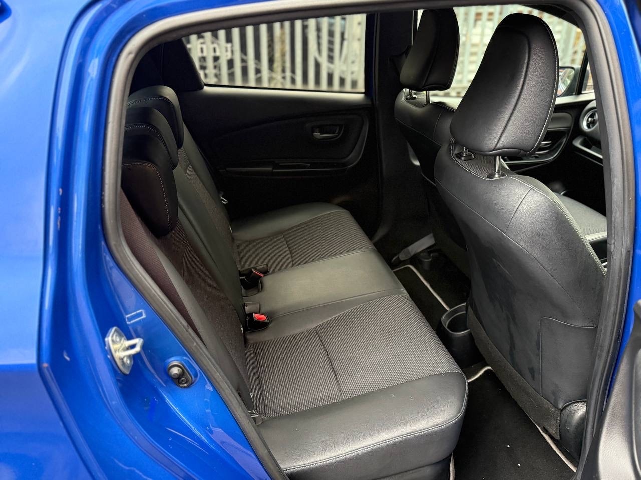 Used Toyota Yaris for sale - 76726162: Photo 11