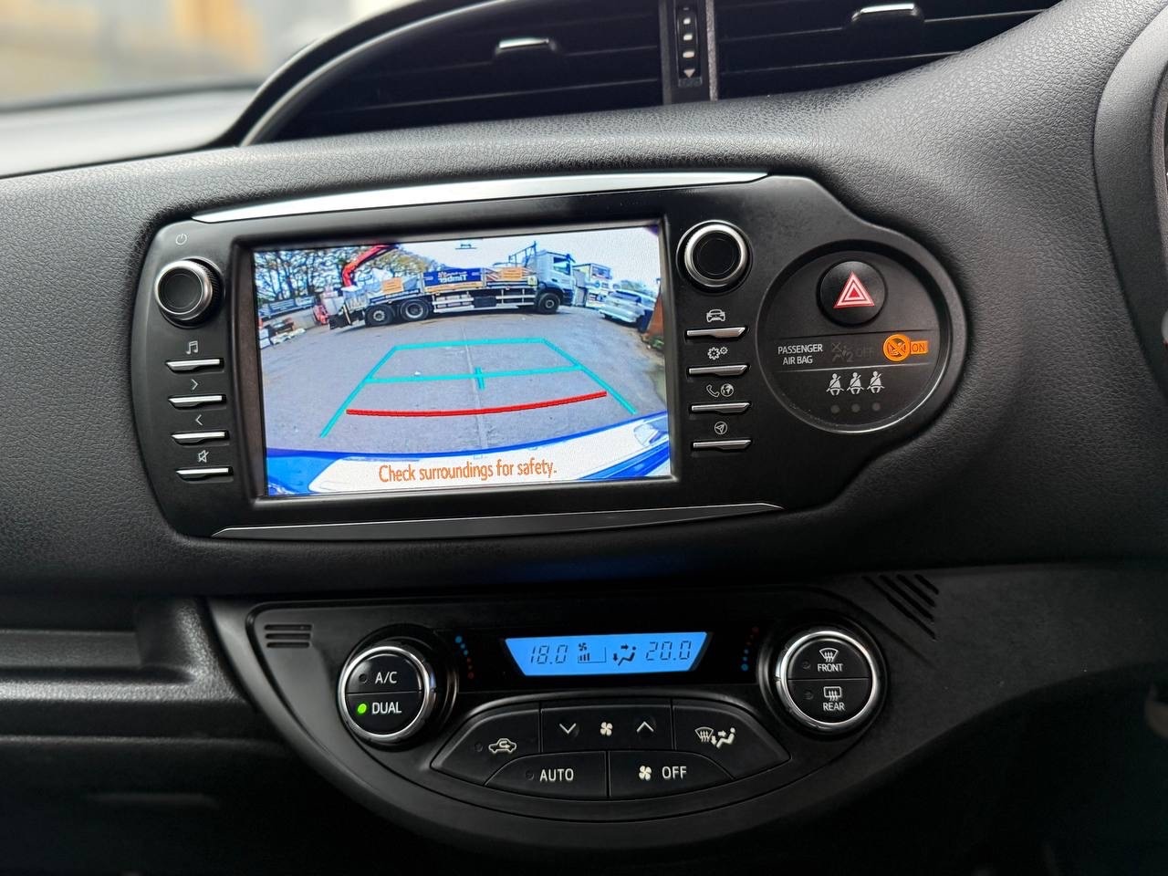 Used Toyota Yaris for sale - 76726162: Photo 13