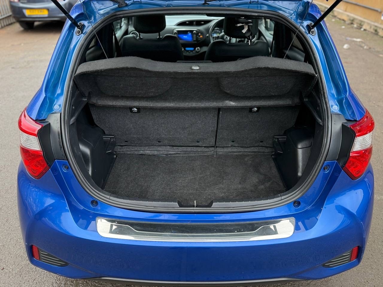 Used Toyota Yaris for sale - 76726162: Photo 18