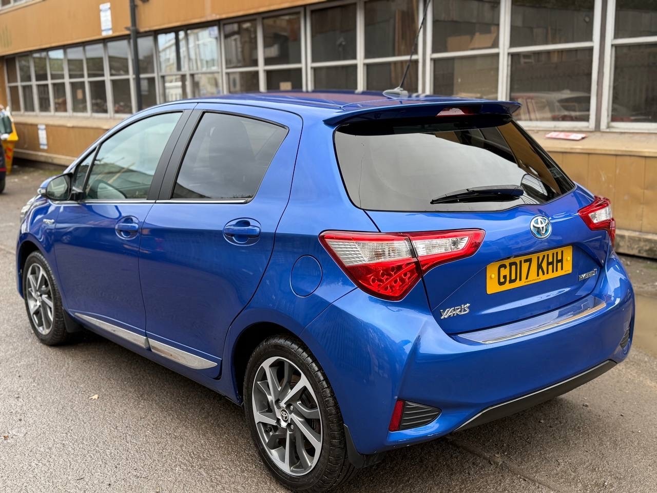 Used Toyota Yaris for sale - 76726162: Photo 4