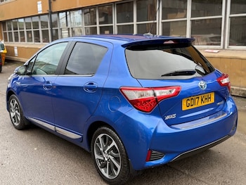 Used Toyota Yaris 2017 for sale - 76726162: Photo