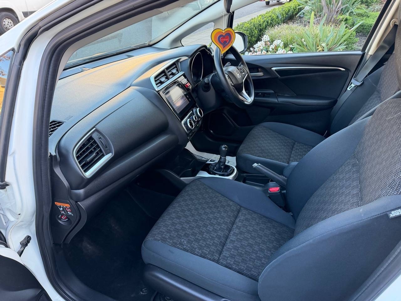 Used Honda Jazz for sale - 77893150: Photo 9