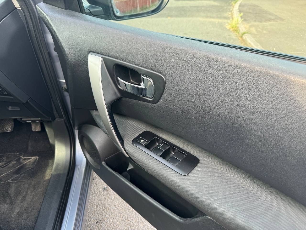 Used Nissan Qashqai 2010 for sale - 77823497: Photo 13