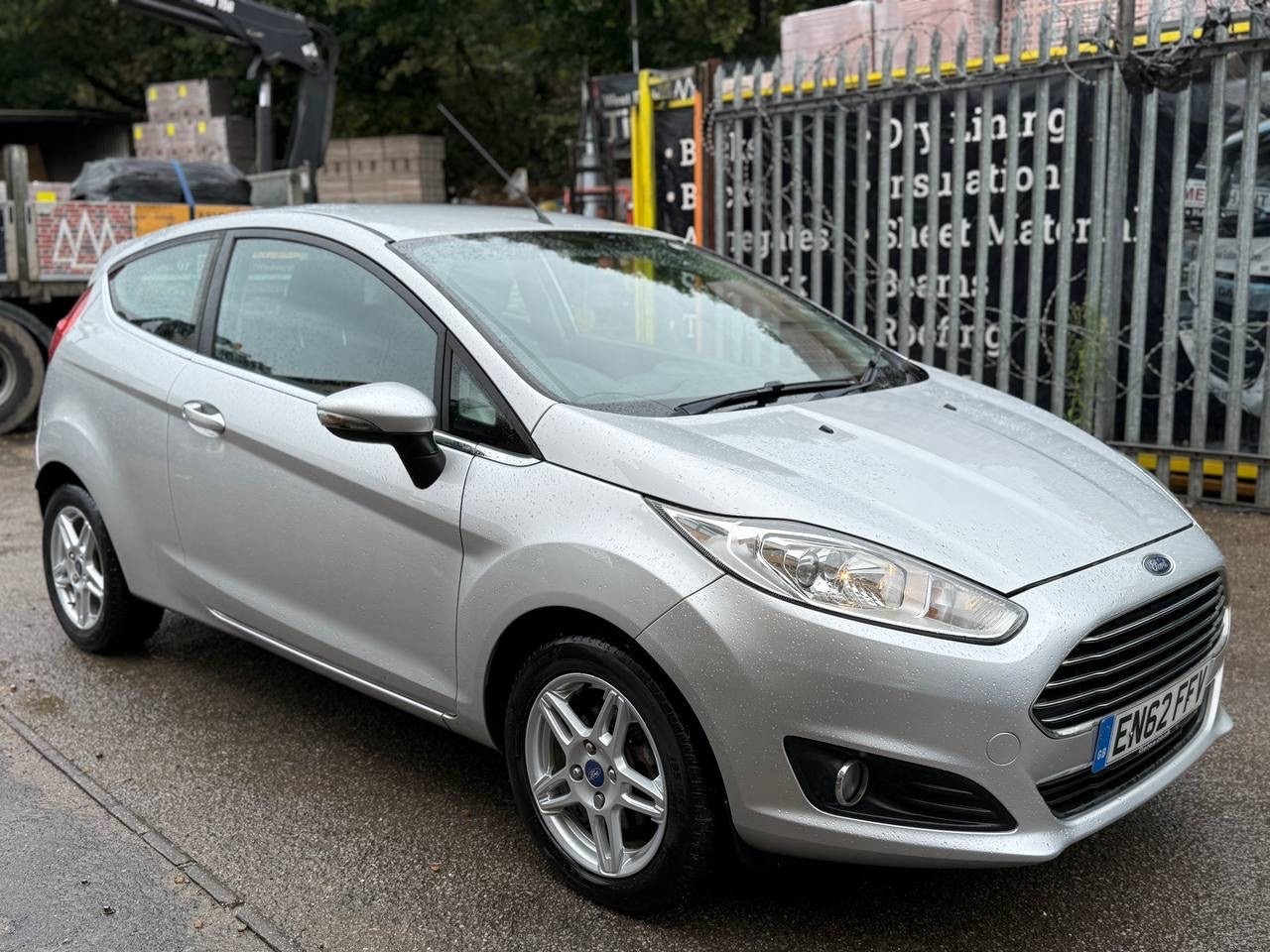Used Ford Fiesta 2013 for sale - 77083685: Photo 2
