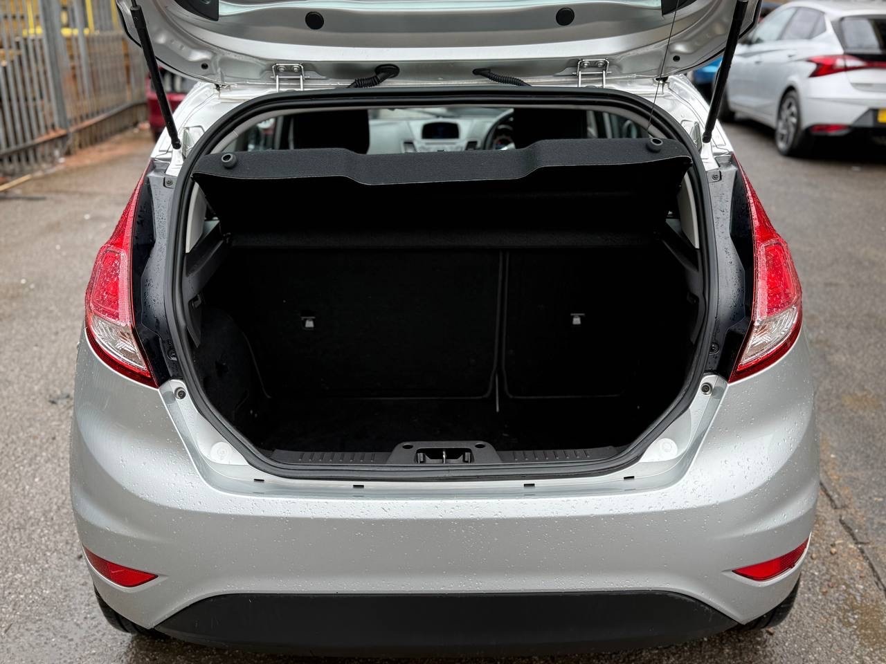 Used Ford Fiesta 2013 for sale - 77083685: Photo 8