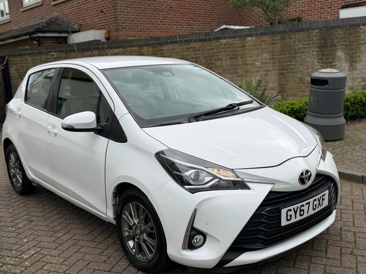 Used Toyota Yaris 2018 for sale - 78131469: Photo 2