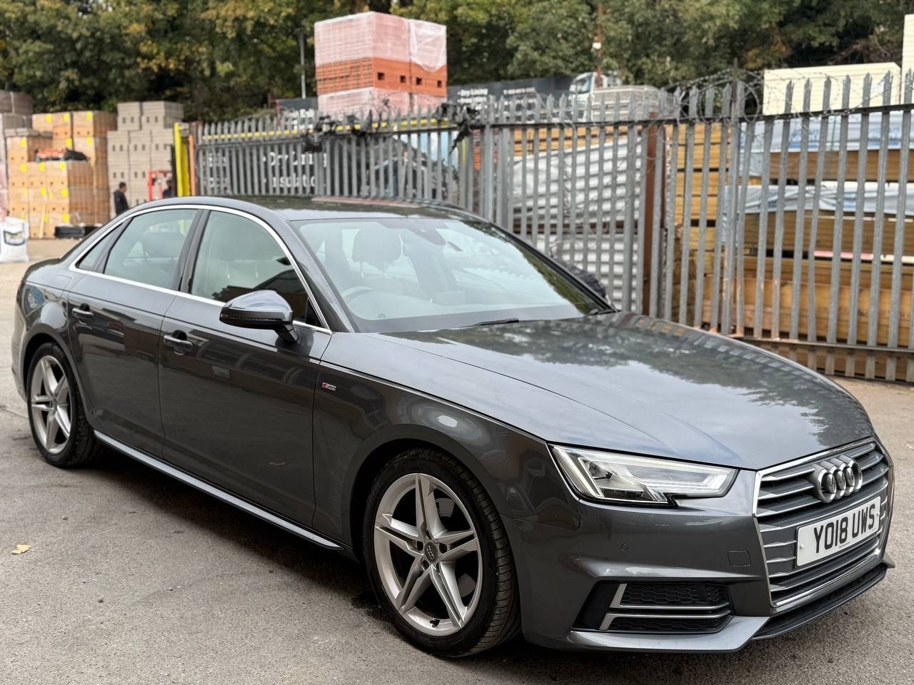 Used Audi A4 2018 for sale - 76319766: Photo 2