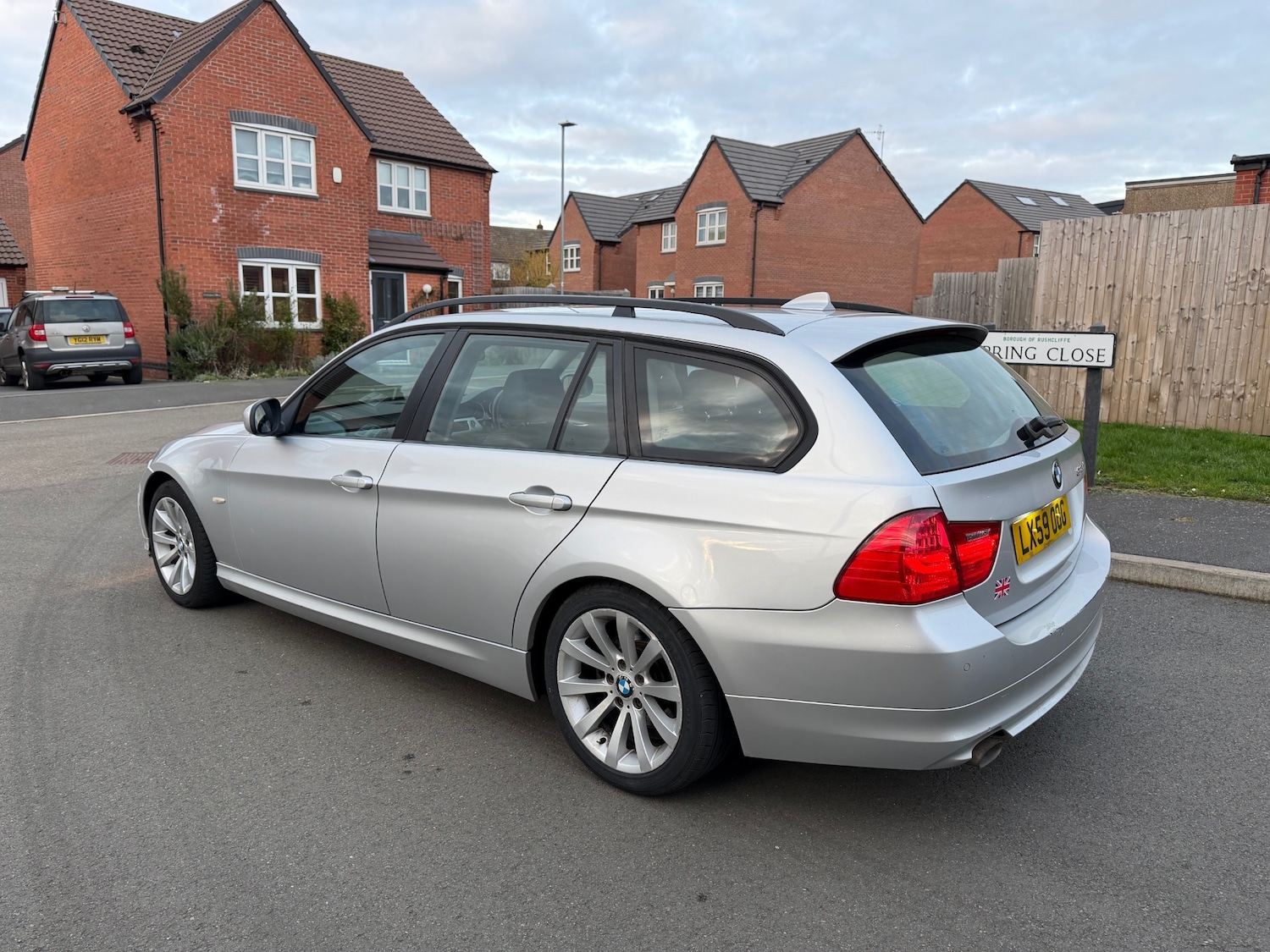 Used BMW 3 Series 2010 for sale - 77668196: Photo 5