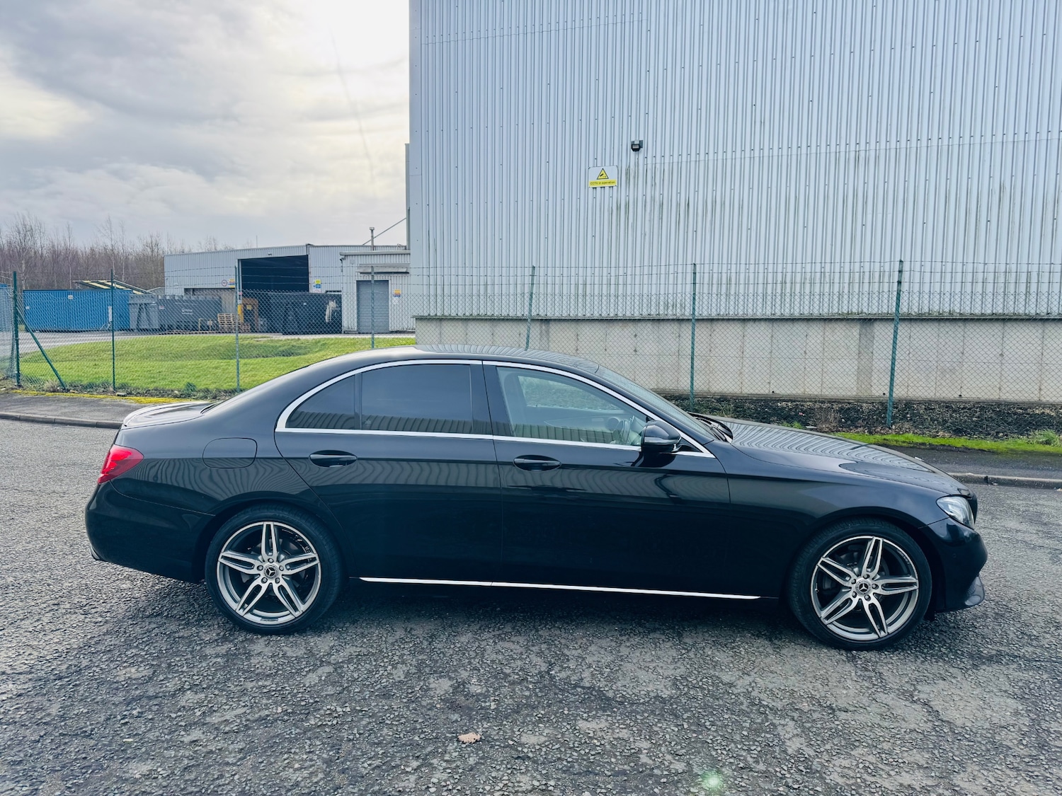 Used Mercedes-Benz E Class 2017 for sale - 77629141: Photo 5