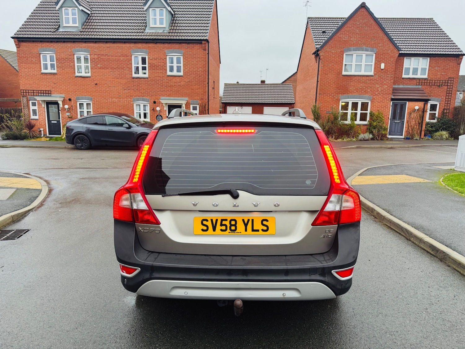 Used Volvo XC70 2009 for sale - 77340296: Photo 7