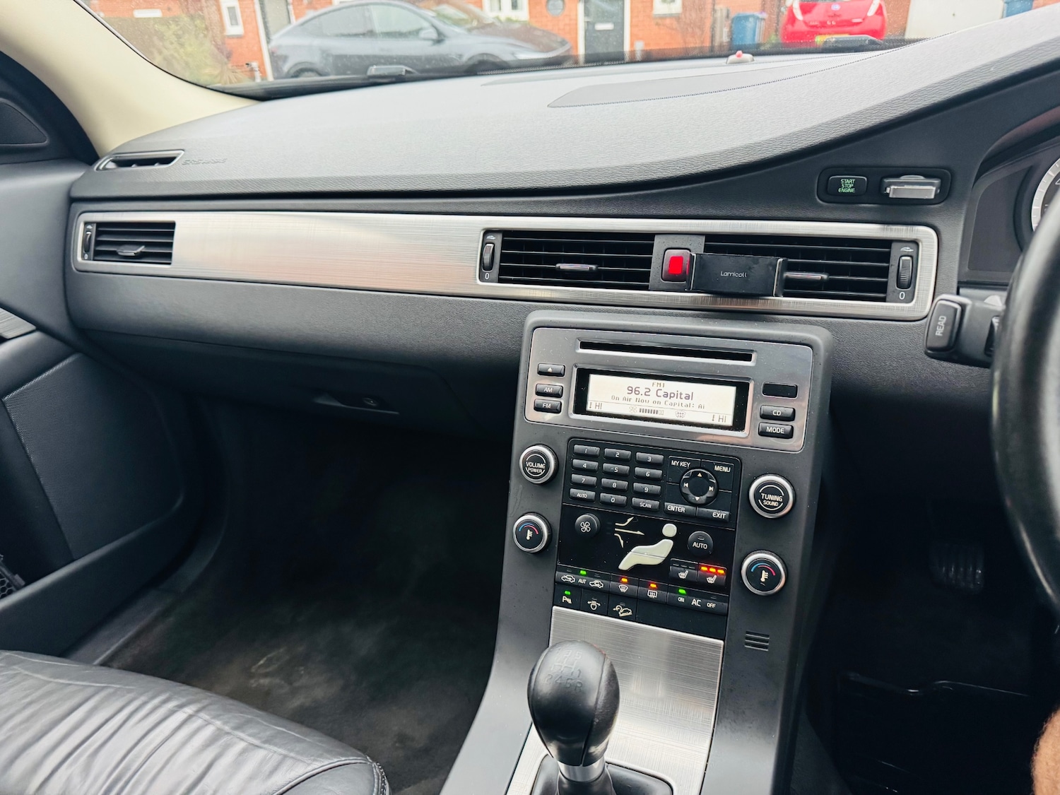 Used Volvo XC70 2009 for sale - 77340296: Photo 9