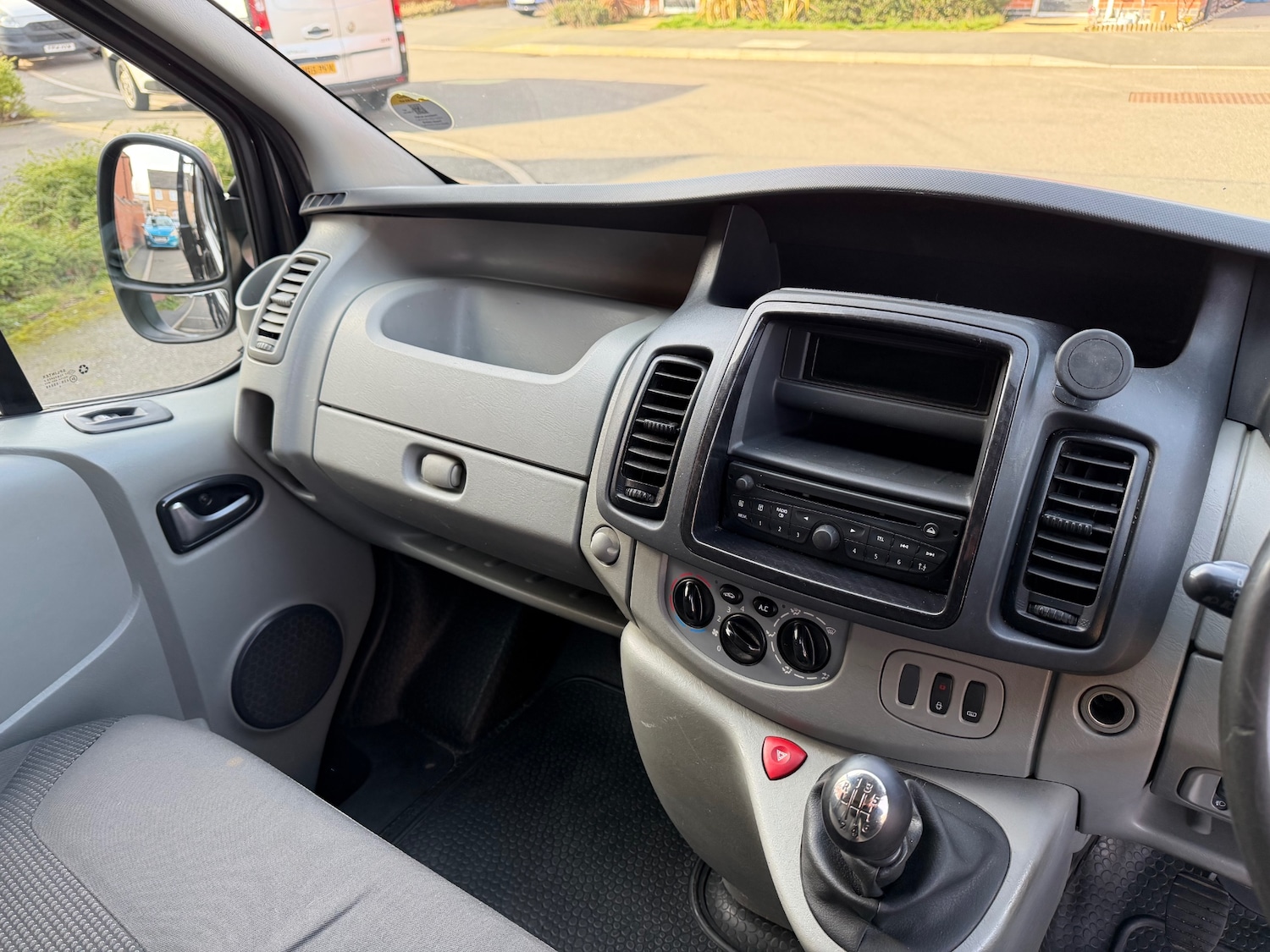 Used Vauxhall Vivaro 2011 for sale - 77667964: Photo 14