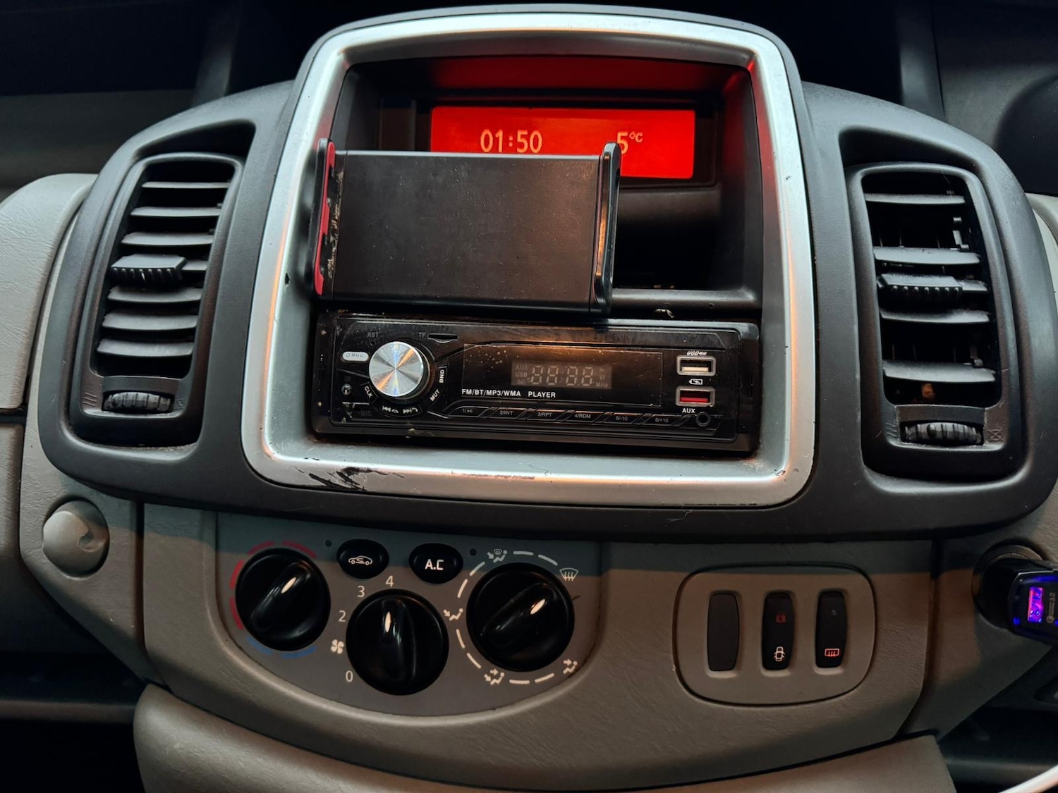 Used Vauxhall Vivaro 2012 for sale - 77304044: Photo 11