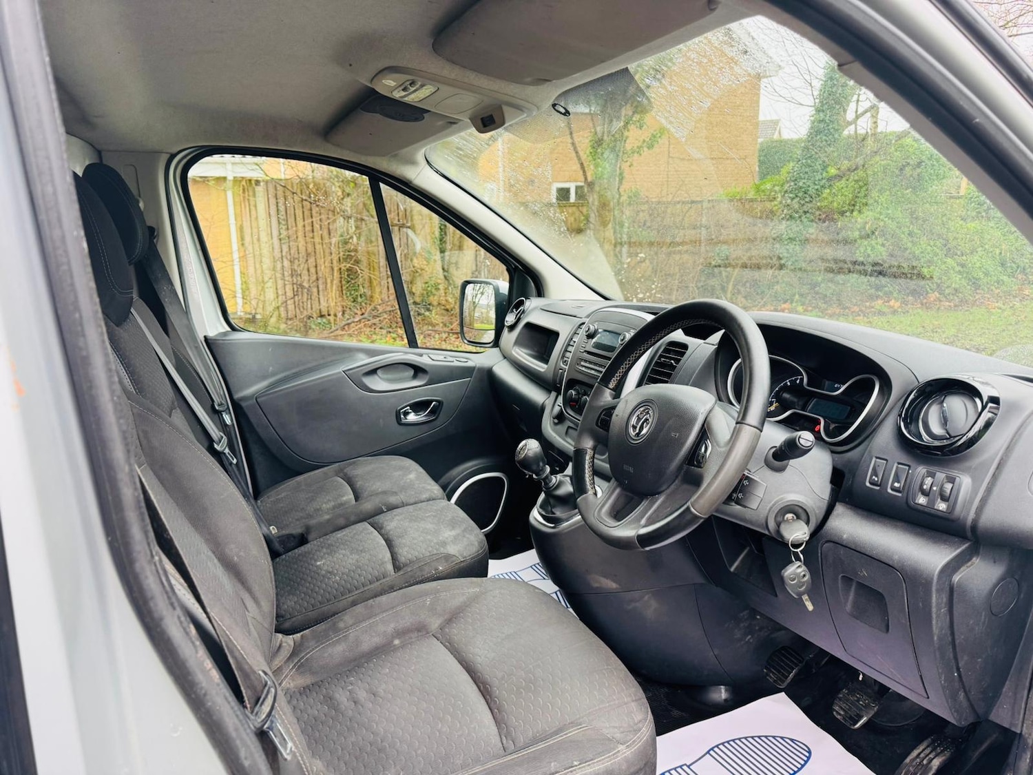 Used Vauxhall Vivaro 2016 for sale - 77304042: Photo 10