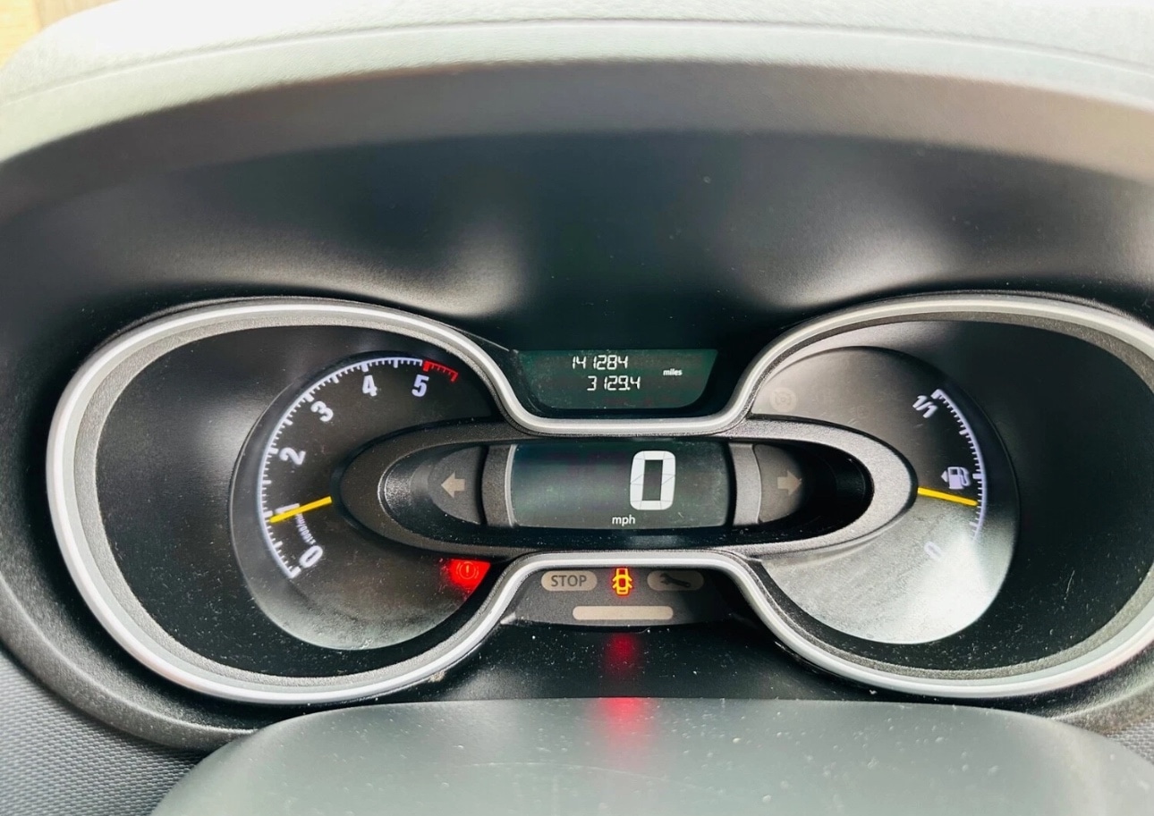 Used Vauxhall Vivaro 2015 for sale - 76725277: Photo 10