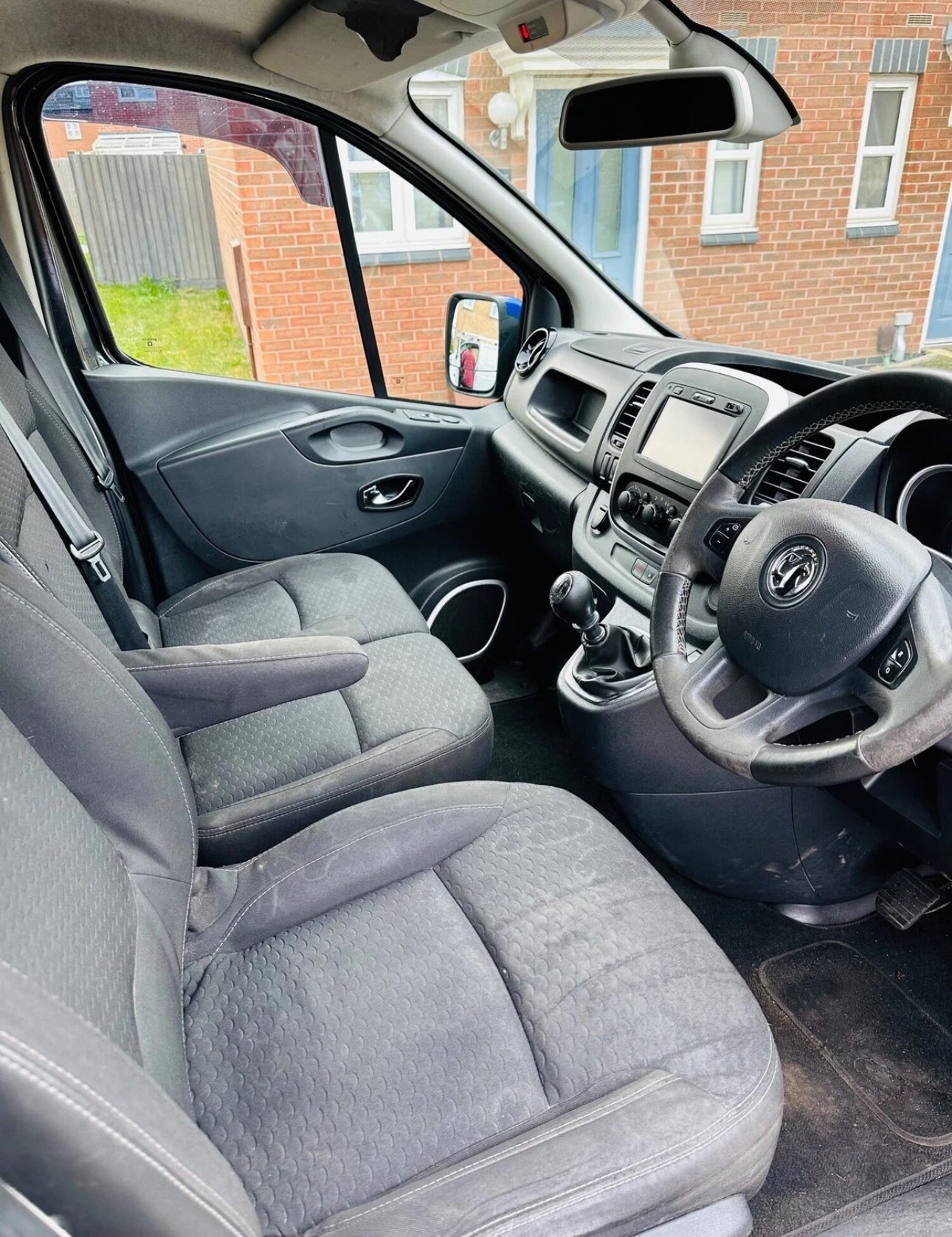 Used Vauxhall Vivaro 2015 for sale - 76725277: Photo 8