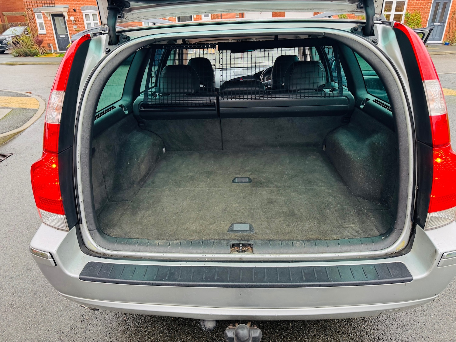 Used Volvo V70 2006 for sale - 77340329: Photo 12