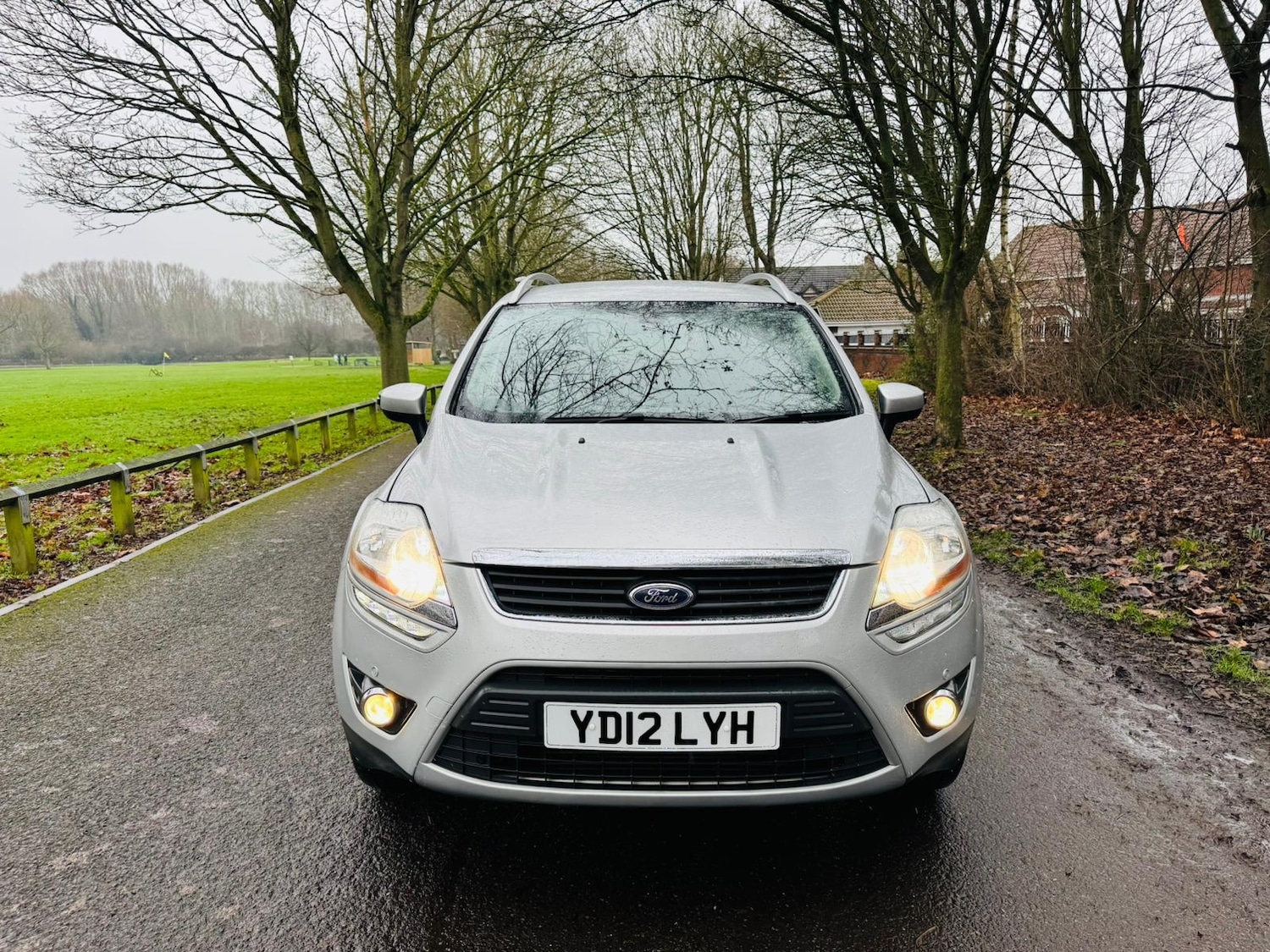 Used Ford Kuga 2012 for sale - 77304047: Photo 2