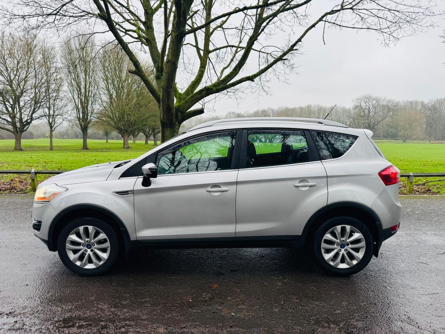 Used Ford Kuga 2012 for sale - 77304047: Photo 4