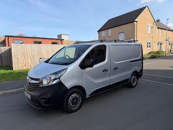 Used Vauxhall Vivaro 2016 for sale - 77667957: Photo