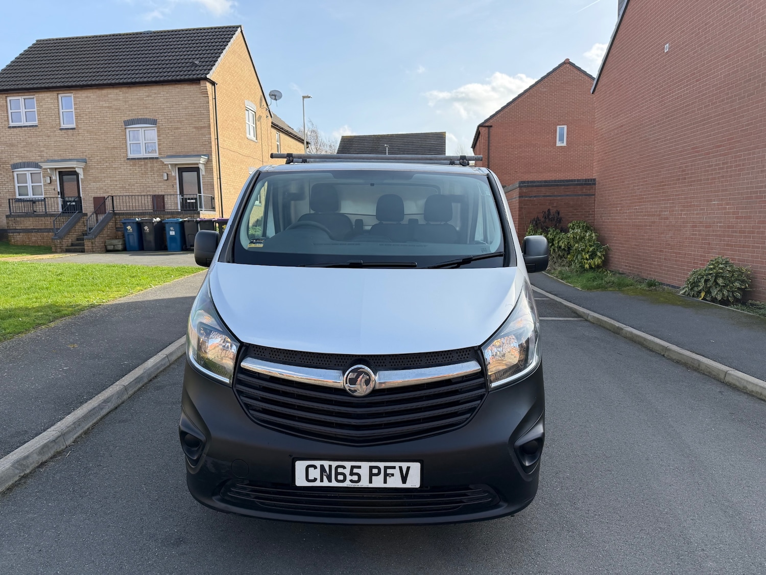 Used Vauxhall Vivaro 2016 for sale - 77667957: Photo 2