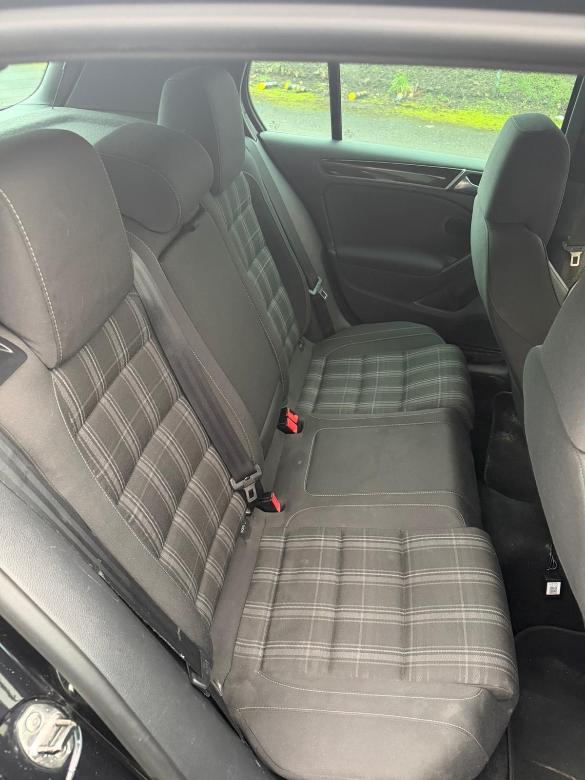 Used Volkswagen Golf 2011 for sale - 77693930: Photo 17