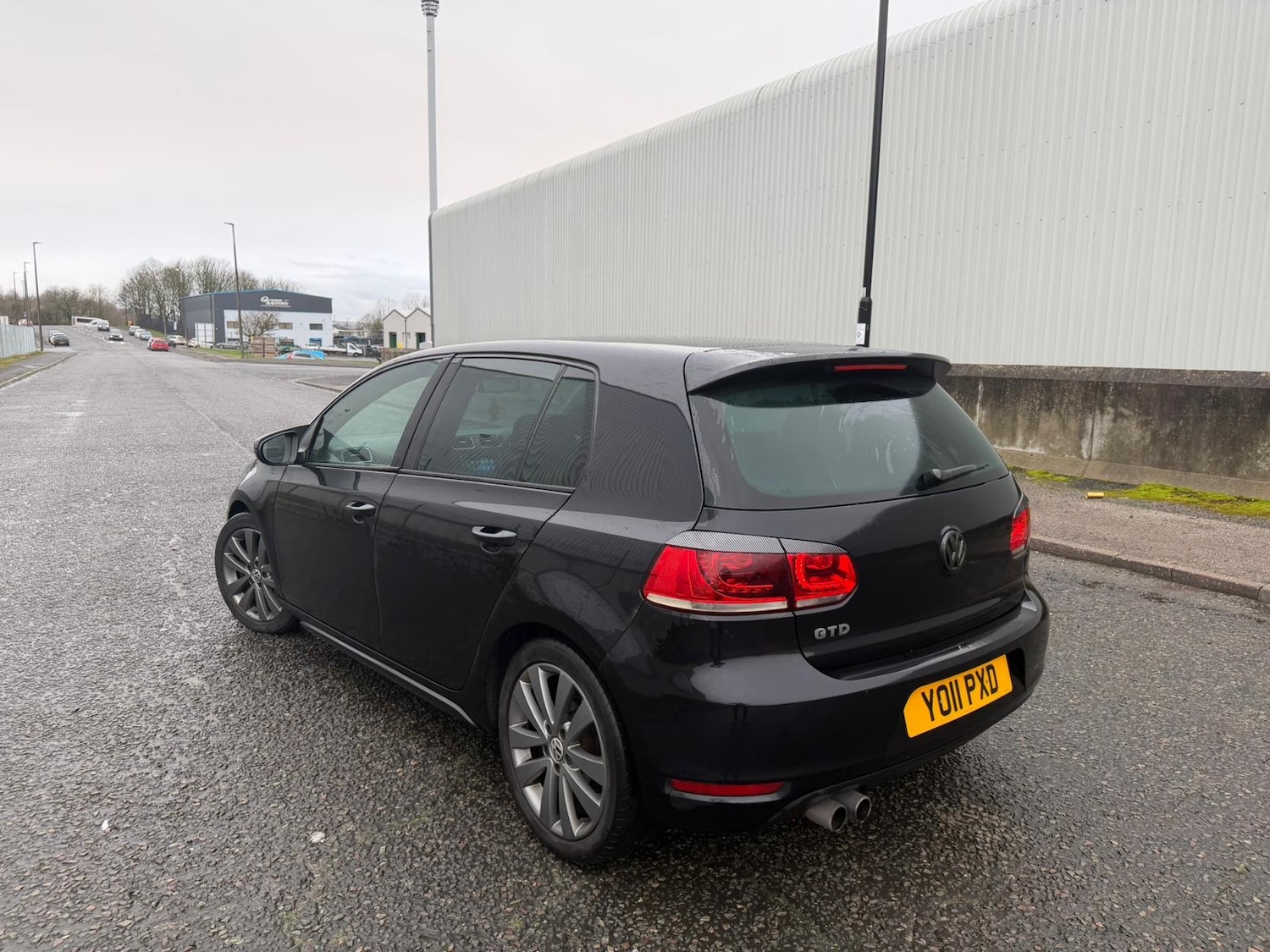 Used Volkswagen Golf 2011 for sale - 77693930: Photo 9