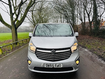 Used Vauxhall Vivaro 2016 for sale - 77298660: Photo