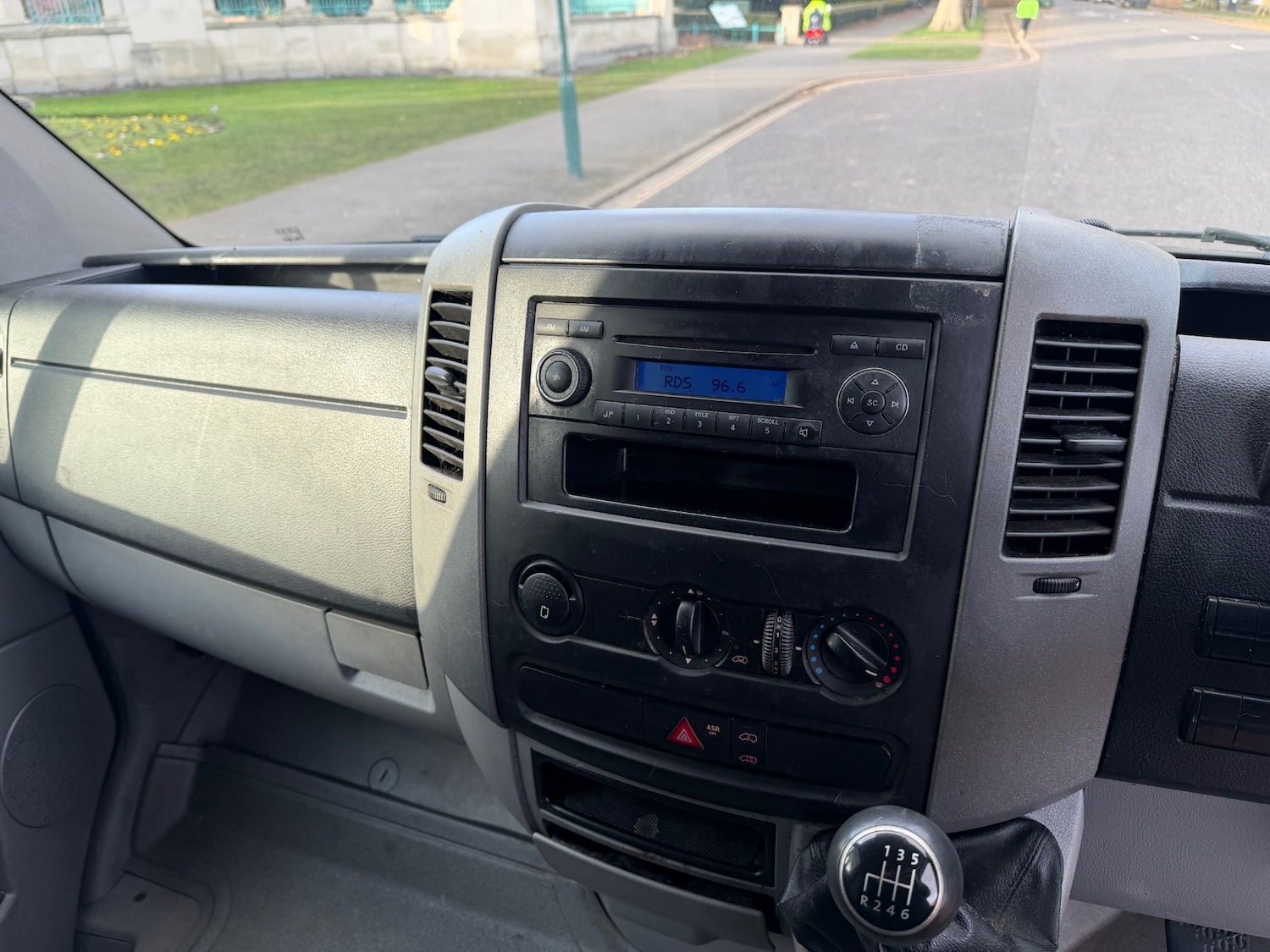 Used Volkswagen Crafter 2013 for sale - 77668162: Photo 11