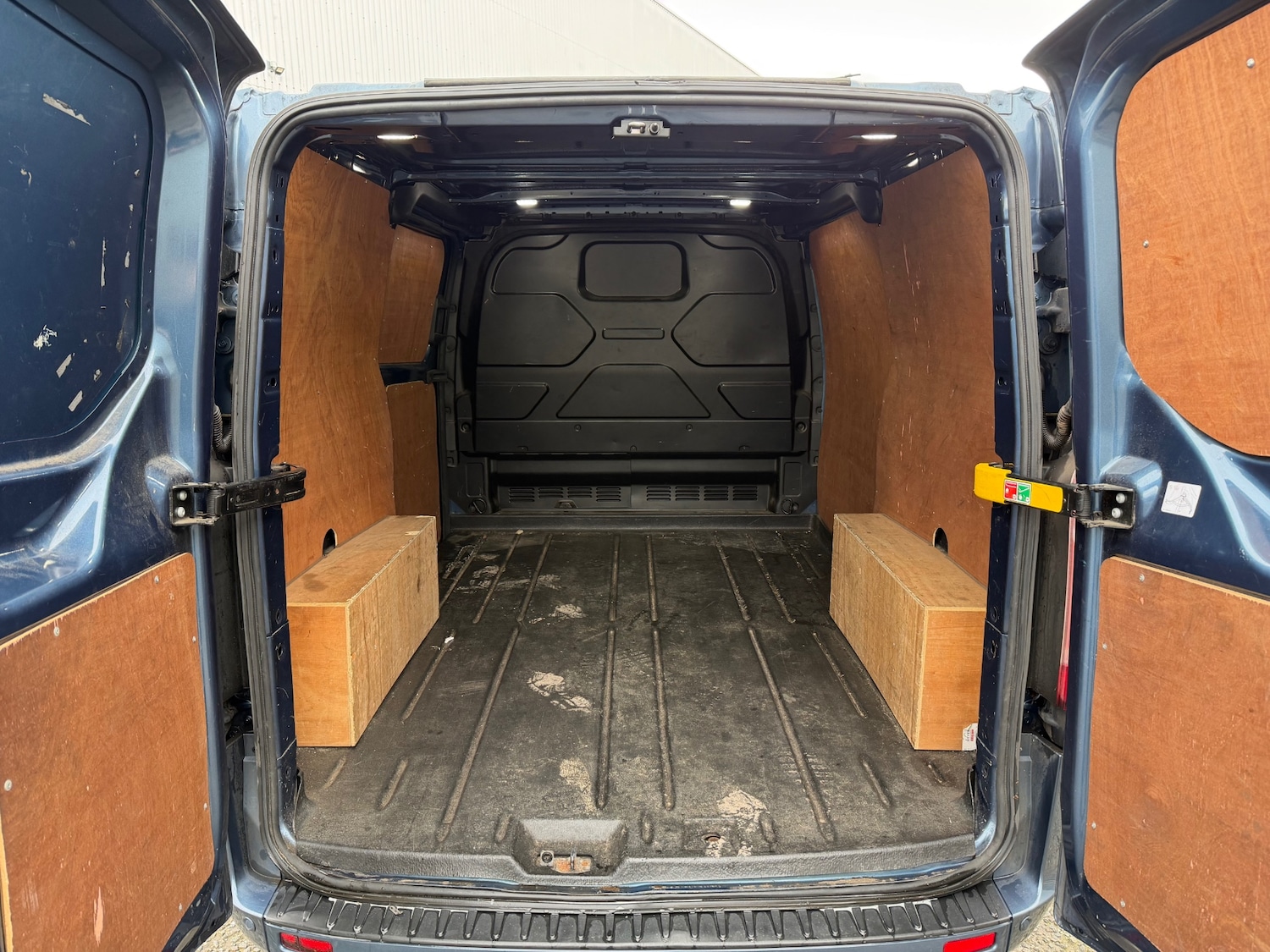 Used Ford Transit Custom 2022 for sale - 77974284: Photo 22