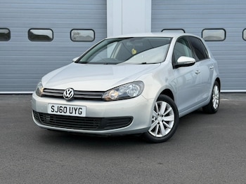 Used Volkswagen Golf 2010 for sale - 76143930: Photo