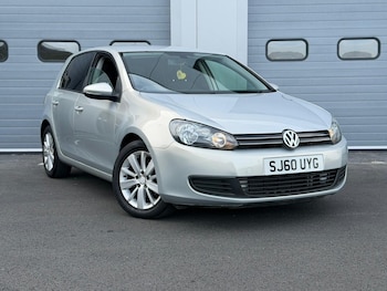 Used Volkswagen Golf 2010 for sale - 76143930: Photo