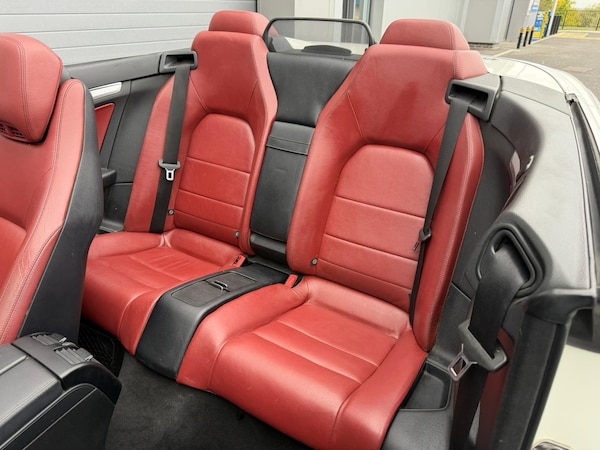 Used Mercedes-Benz E Class 2010 for sale - 76159609: Photo 10