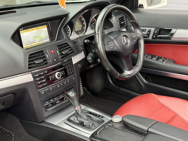 Used Mercedes-Benz E Class 2010 for sale - 76159609: Photo 11
