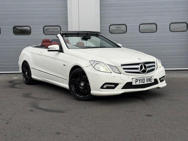Used Mercedes-Benz E Class 2010 for sale - 76159609: Photo 2