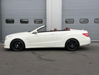 Used Mercedes-Benz E Class 2010 for sale - 76159609: Photo 3