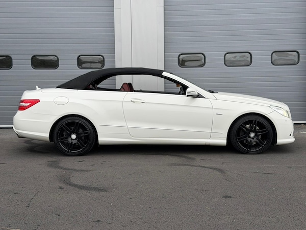 Used Mercedes-Benz E Class 2010 for sale - 76159609: Photo 4