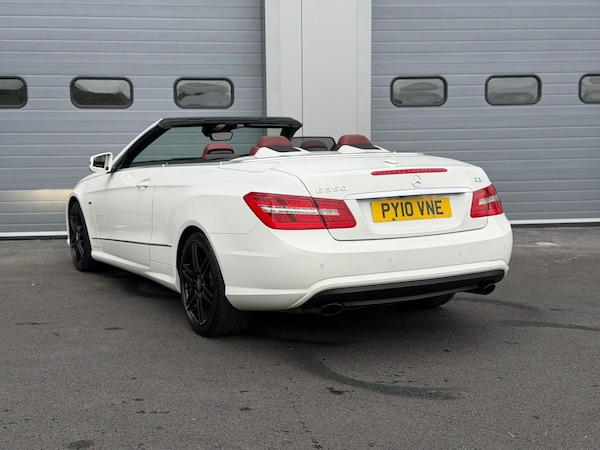Used Mercedes-Benz E Class 2010 for sale - 76159609: Photo 8