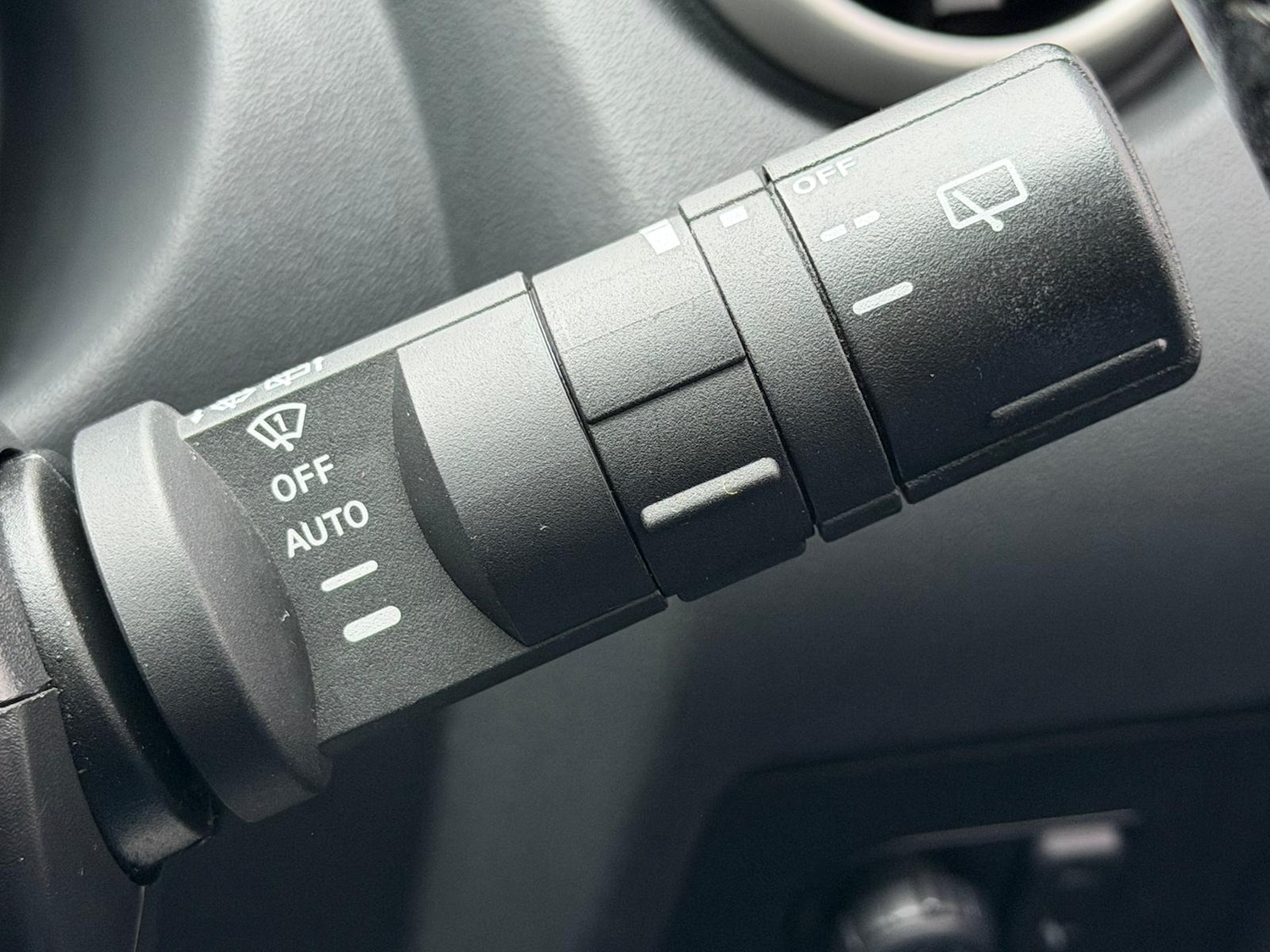 Used Nissan Qashqai 2011 for sale - 77448187: Photo 23