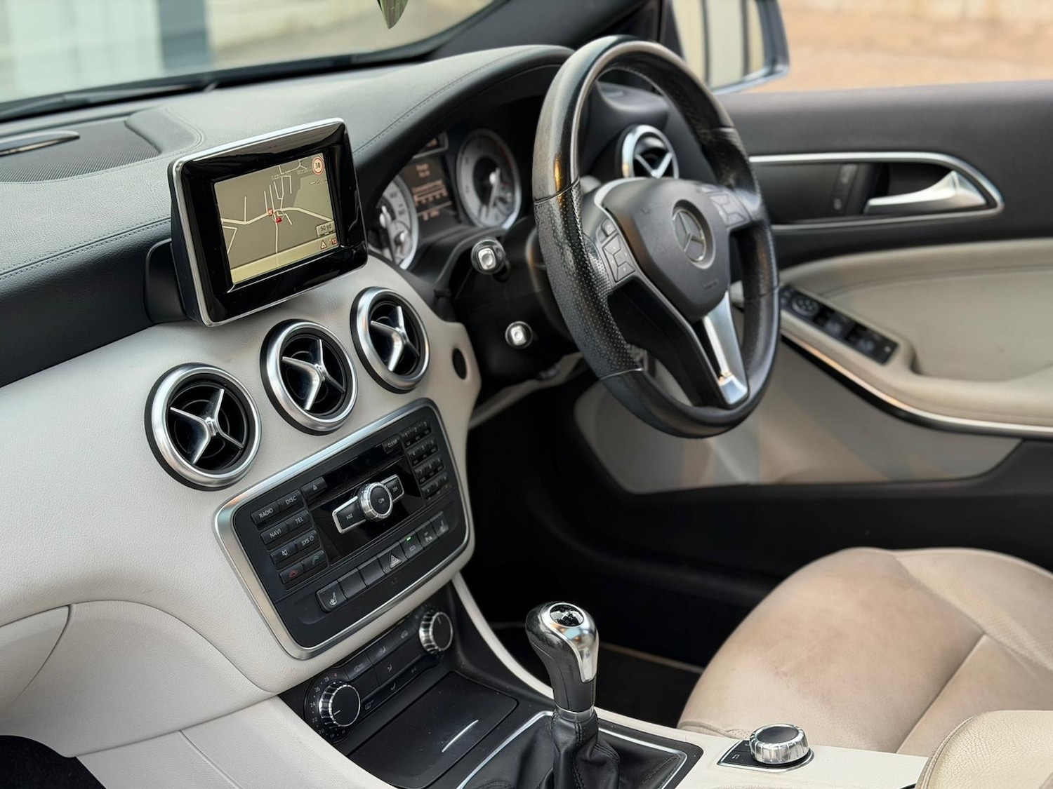 Used Mercedes-Benz A-Class 2013 for sale - 78111639: Photo 10