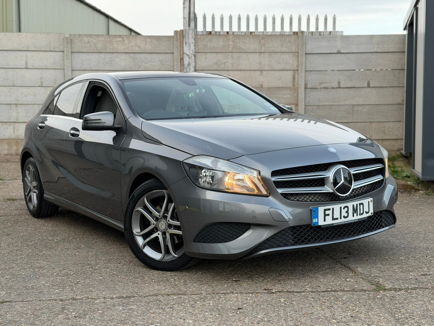 Used Mercedes-Benz A-Class 2013 for sale - 78111639: Photo 2
