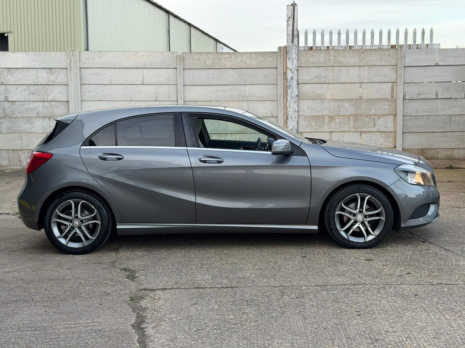 Used Mercedes-Benz A-Class 2013 for sale - 78111639: Photo 5