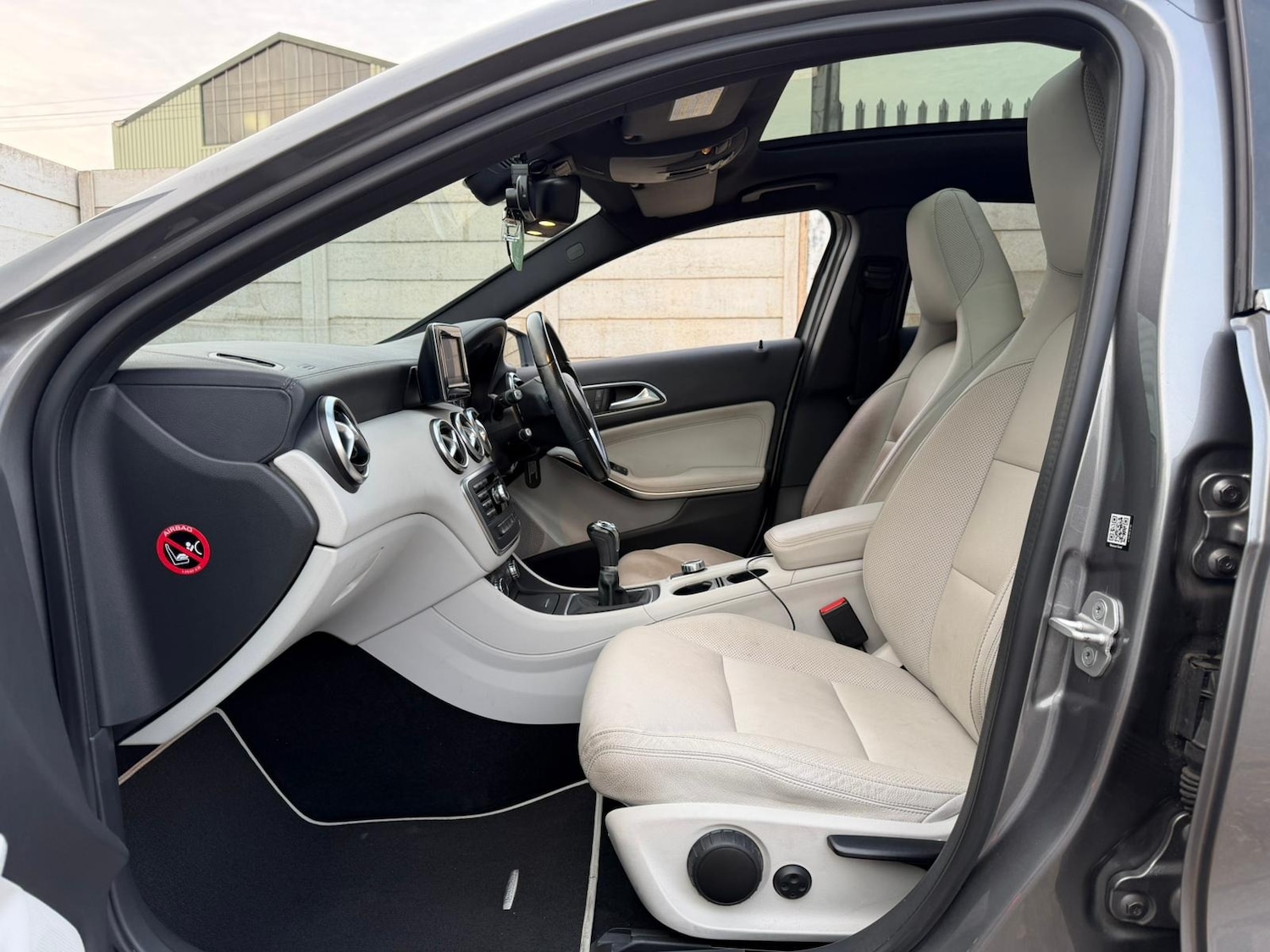 Used Mercedes-Benz A-Class 2013 for sale - 78111639: Photo 8