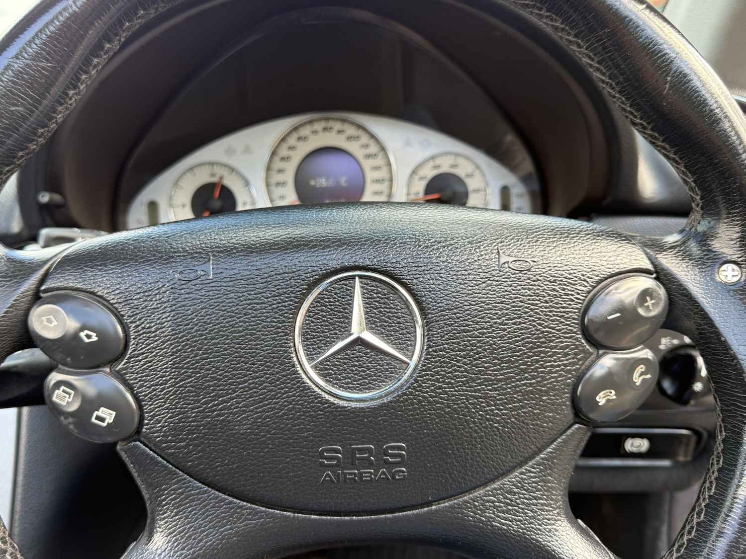 Used Mercedes-Benz CLK 2004 for sale - 75789319: Photo 22