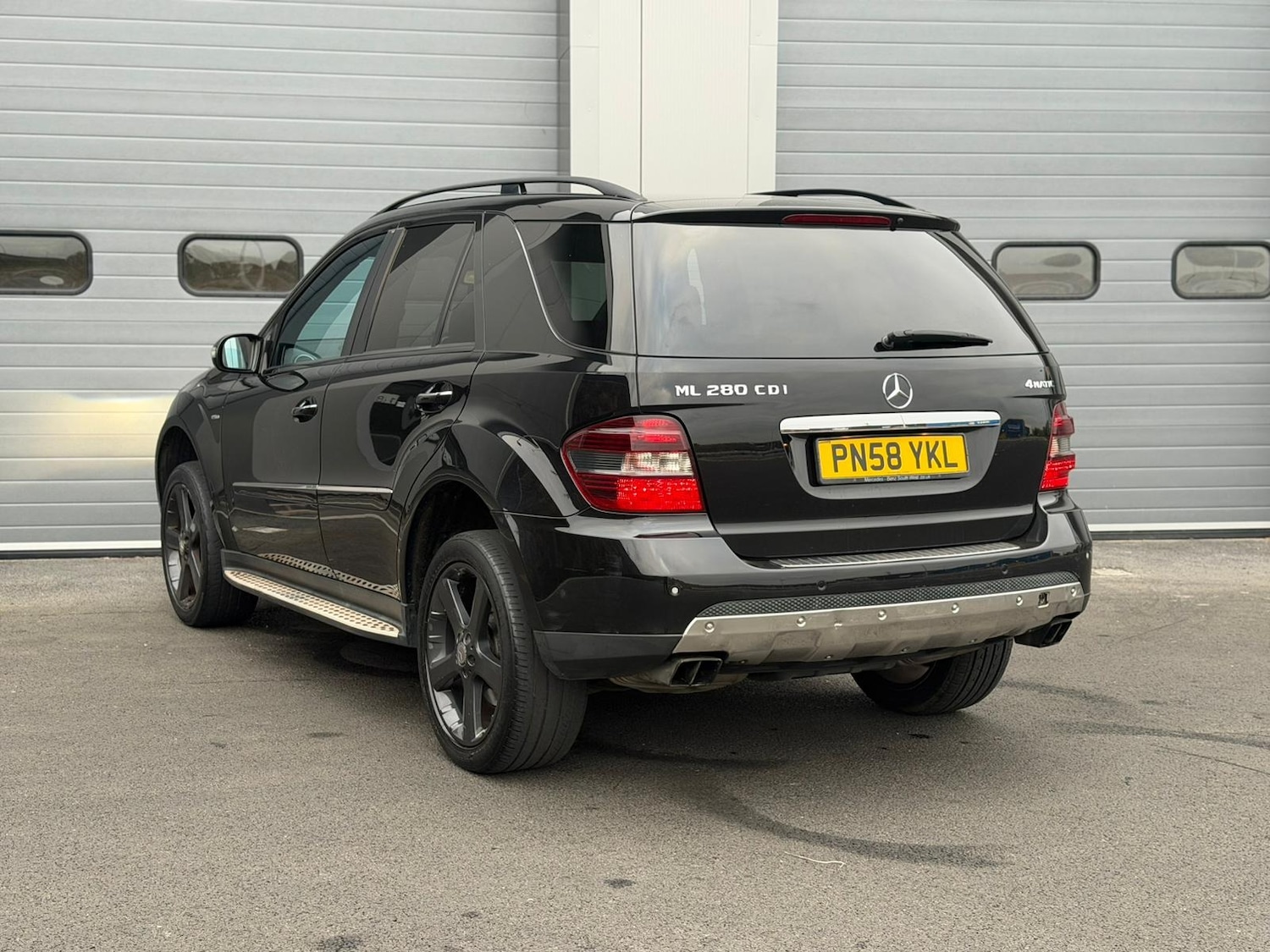 Used Mercedes-Benz M Class 2008 for sale - 76288143: Photo 5