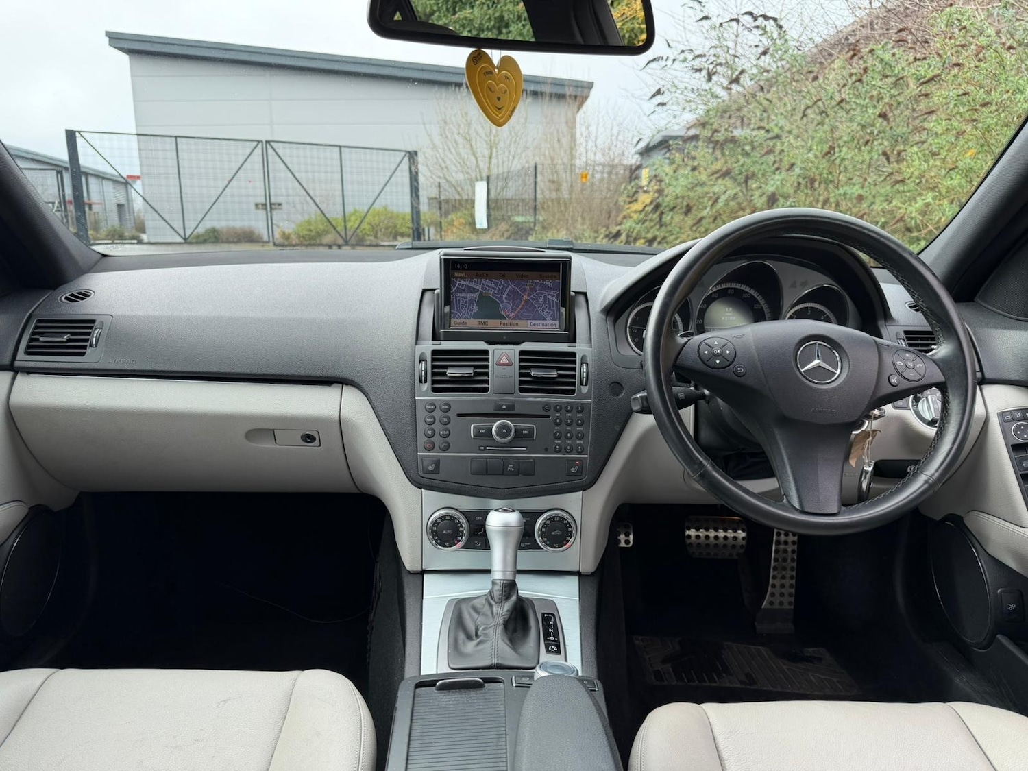 Used Mercedes-Benz C Class 2010 for sale - 77689535: Photo 14